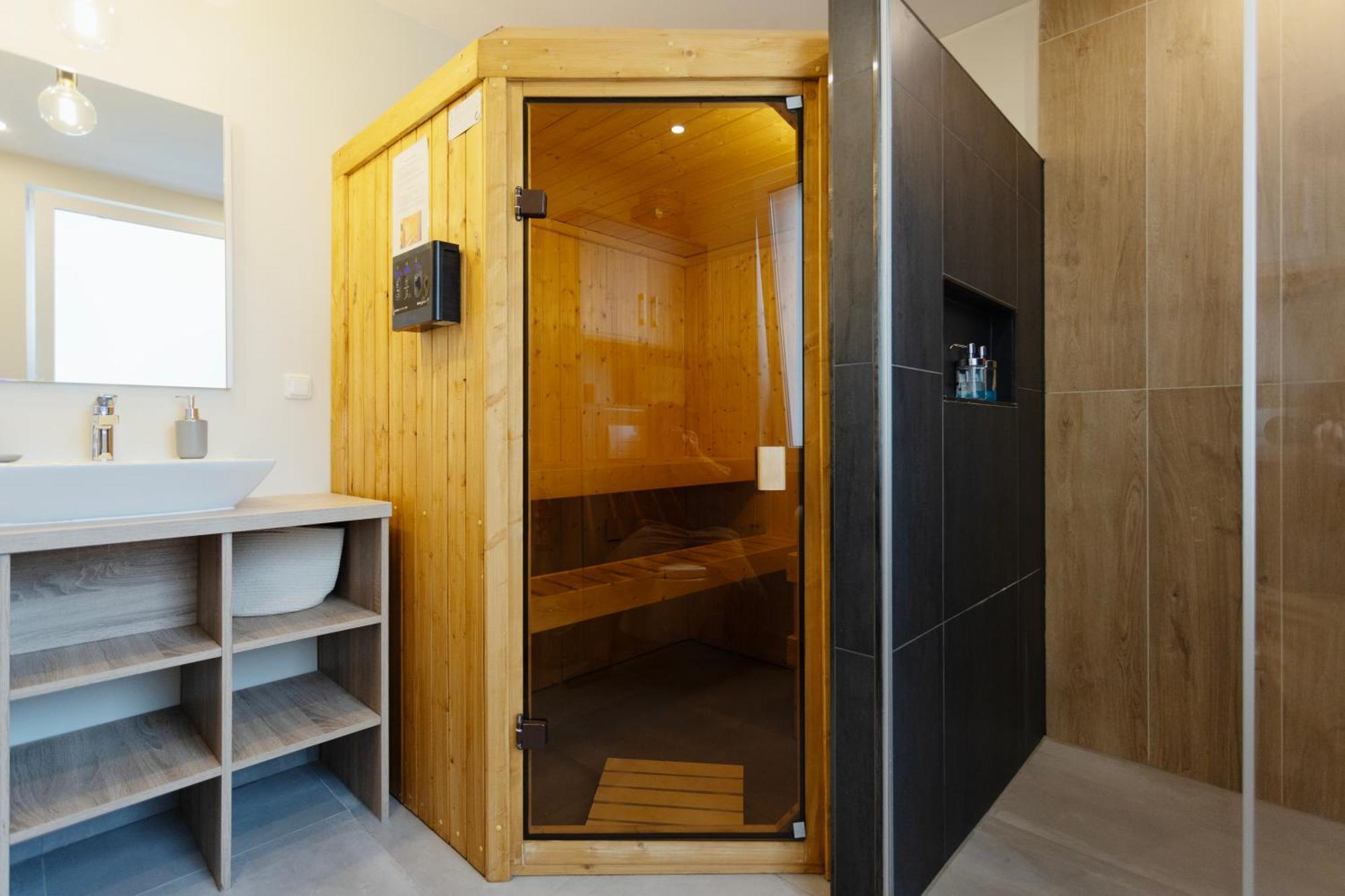 Huge Apartment With Sauna And Free Parking Дуйсбург Экстерьер фото